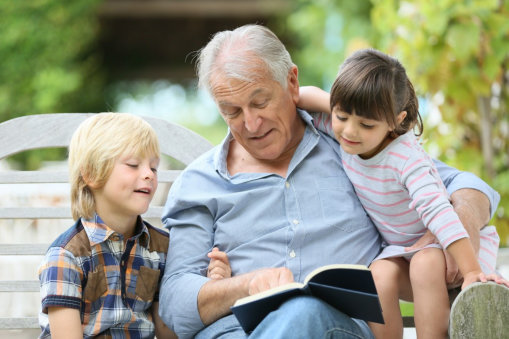 Benefits of Interacting With Your Grandkids